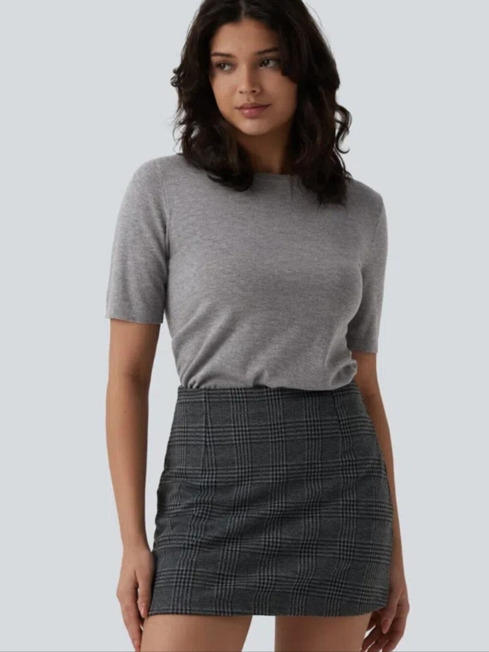 NWT, Halara • Classic Gray Short Sleeve Knit Top, Size Small